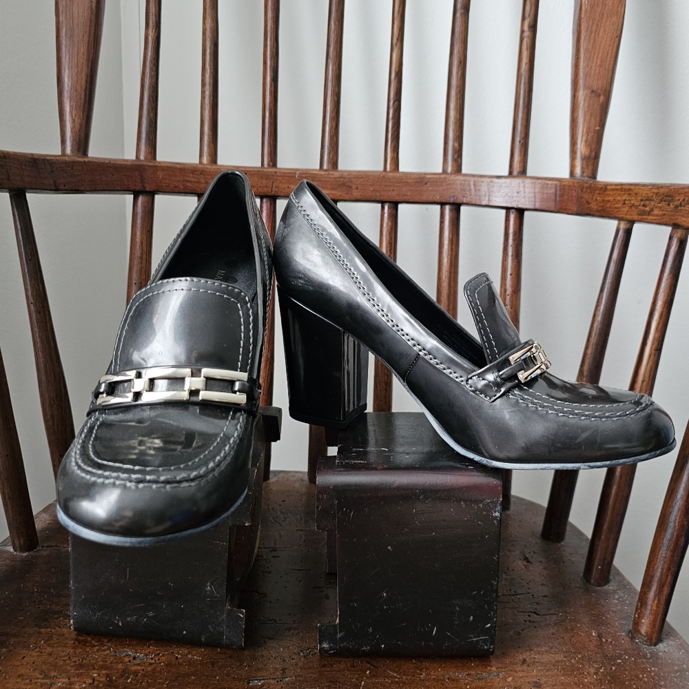 Marc Fisher Steel Grey Sz 9 Shiny Leather Loafers with Buckle Accent